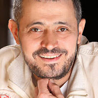 متنوع