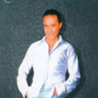شاب عادل