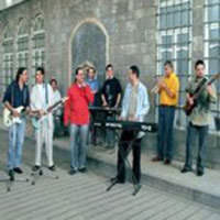 فرقه كلنا سوا